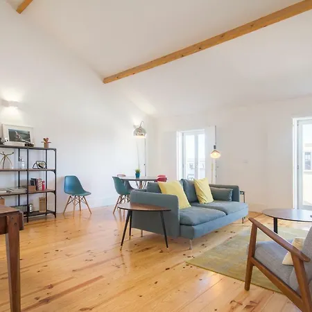 Loft D. João Iv *